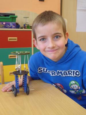 11. Ale jen Pája zvládl dotáhnout práci do konce a byl z toho vylepšený řetízák na kolech.