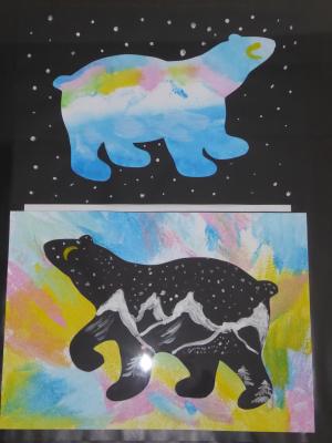 Lední medvědi s polární září se druhákům opravdu povedli.